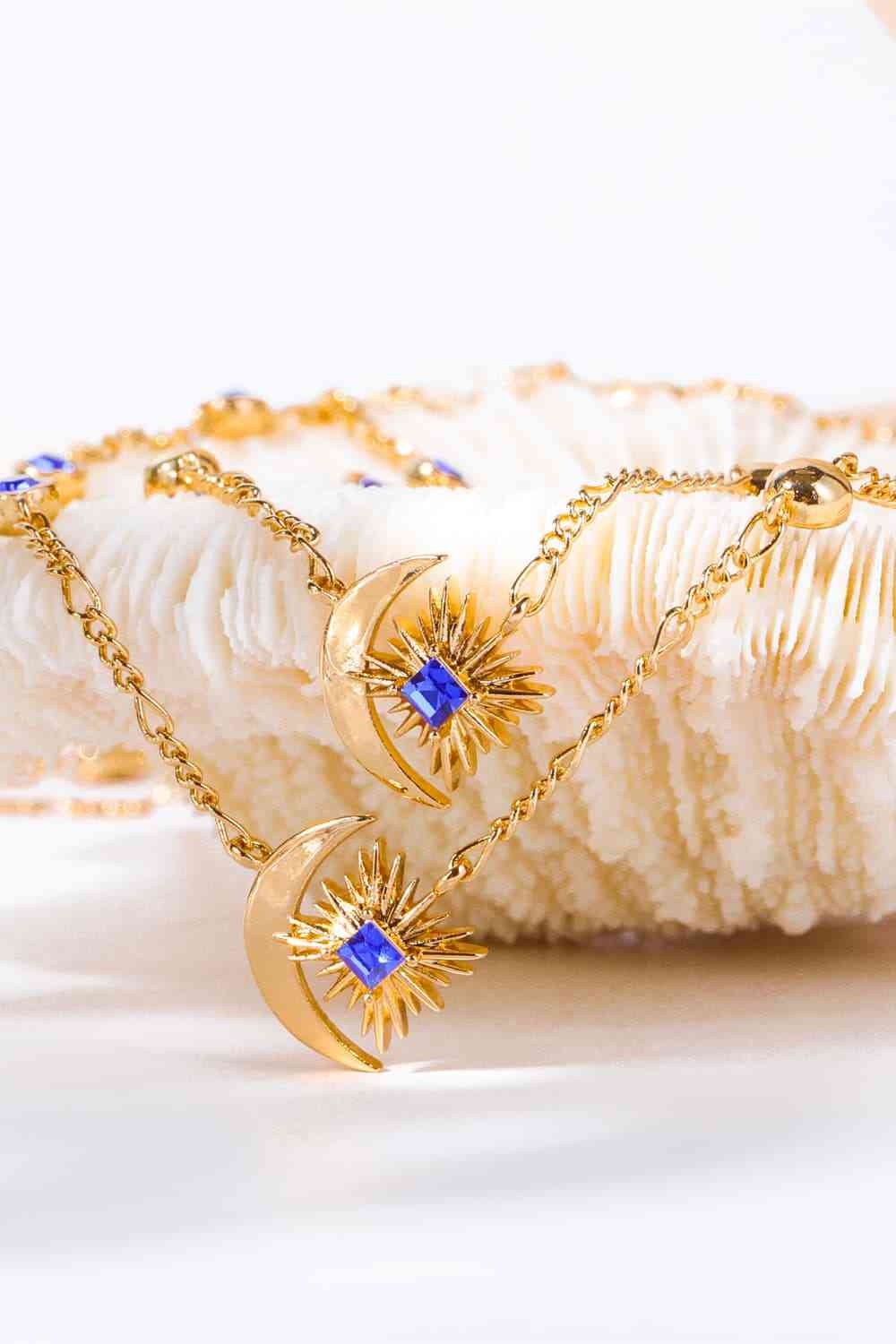 Moon Burst Zircon Pendant Necklace
