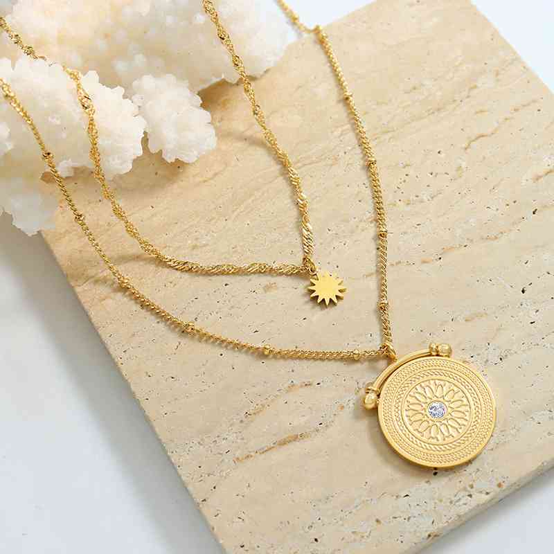 Chrissy Starburst Necklace